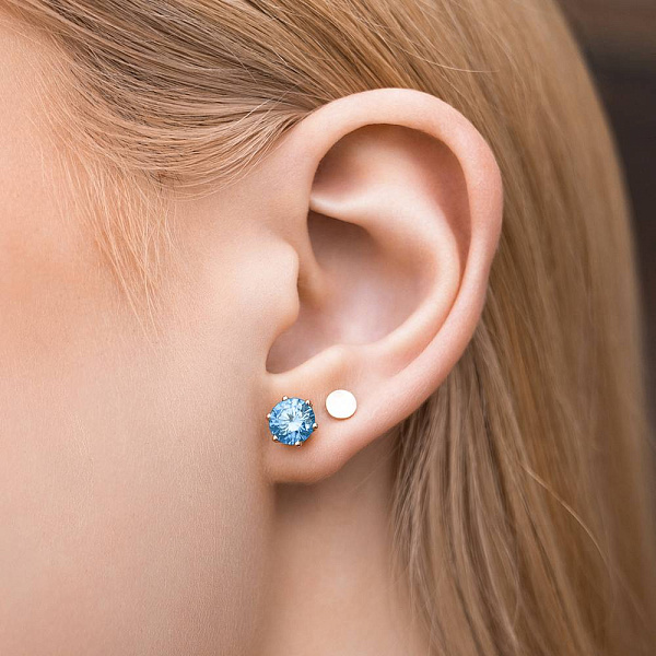 Золотые серьги-пусеты с голубым и желтым фианитами (арт. 110341жг) – изображение 3