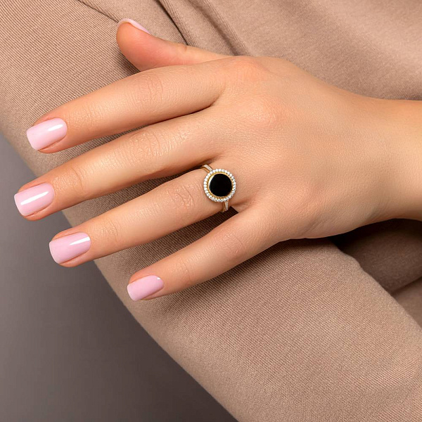 Золота каблучка Лýна з емаллю і фіанітами (арт. 140692же) – зображення 5