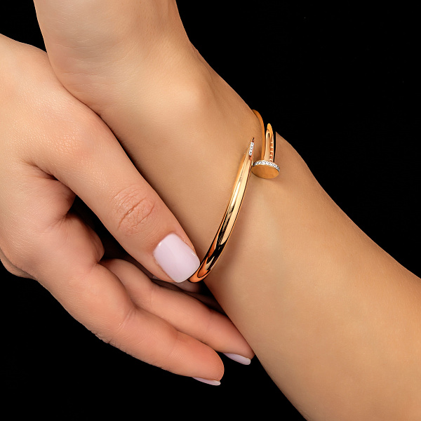 Золотой жесткий браслет с фианитами (арт. 340019ж) – изображение 2