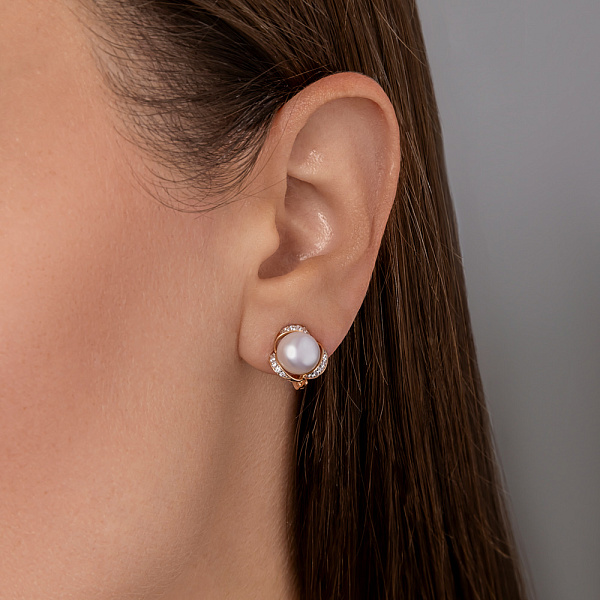 Золотые серьги с жемчугом и фианитами (арт. 111170) – изображение 2