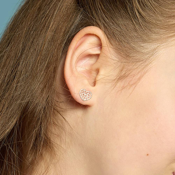 Золотые серьги-пусеты в форме сердечка (арт. 109234) – изображение 2