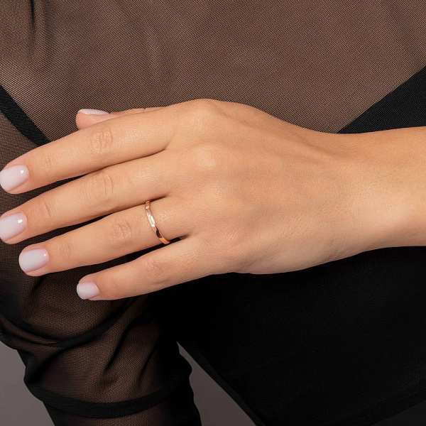 Золотое кольцо с фианитами (арт. 140765) – изображение 3