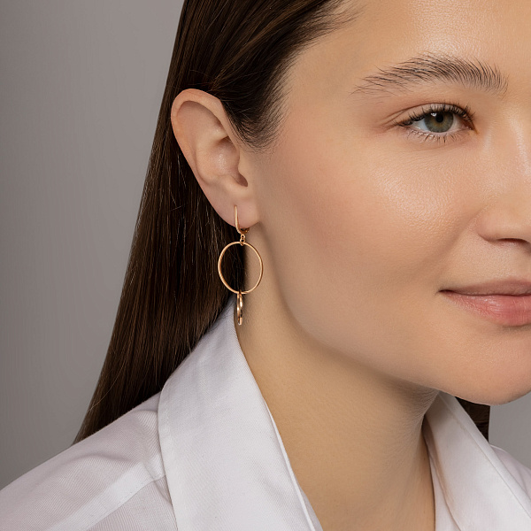 Длинные золотые серьги с подвесками (арт. 110681) – изображение 3