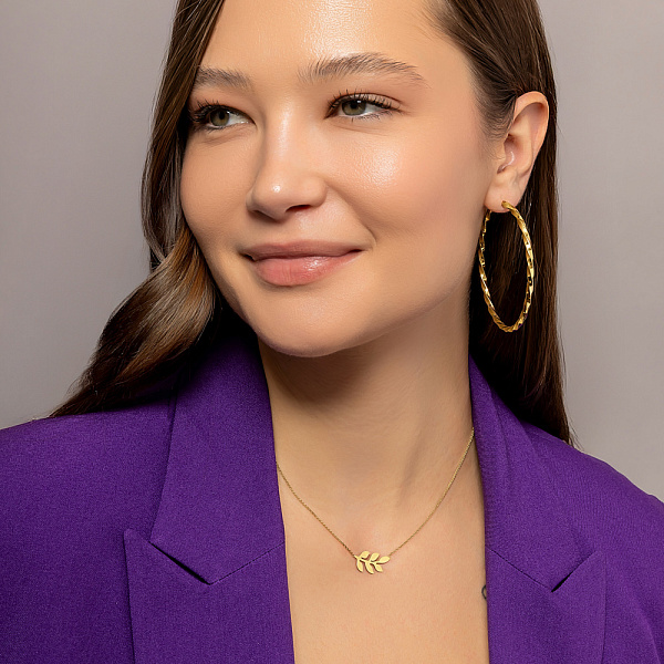 Золотые серьги-кольца без камней (арт. 108452/60ж) – изображение 6