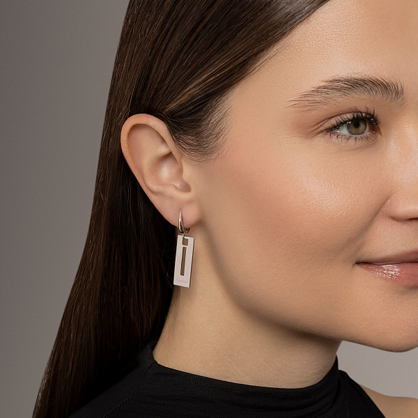 Сережки прямоугольники из белого золота (арт. 107591б) – изображение 4