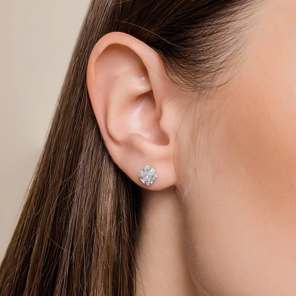 Золотые пусеты с бриллиантами (арт. Т011220050б) – изображение 2