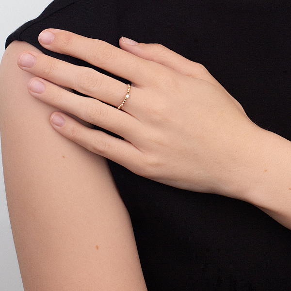 Тонкое кольцо из красного золота с одним фианитом (арт. 155228) – изображение 2