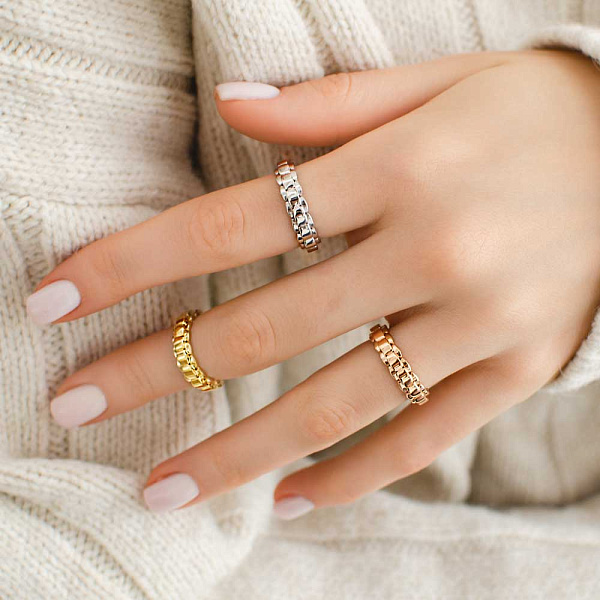 Золота каблучка без каміння (арт. 155202б) – зображення 2