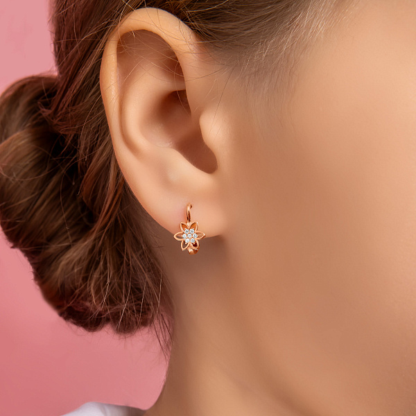 Детские золотые сережки «Цветы» с фианитами (арт. 106627) – изображение 2