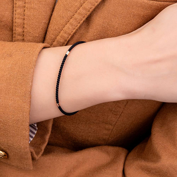 Браслет з шовкової нитки з золотими вставками (арт. 340144ч) – зображення 2