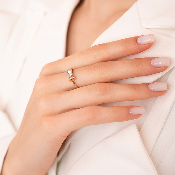 Золота каблучка Бантики з фіанітами (арт. 141322) – зображення 2