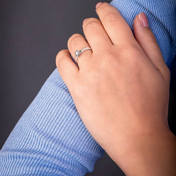 Кольцо из белого золота с бриллиантом (арт. 1190521202) – изображение 2