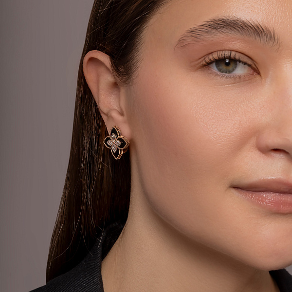 Золоті сережки Конюшина з оніксом і фіанітами (арт. 111342о) – зображення 4