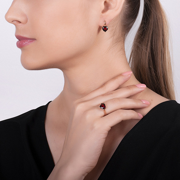 Золота каблучка «Серце» з гранатом (арт. 140592Пк) – зображення 2