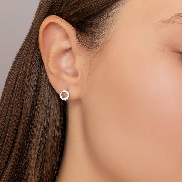 Сережки-пусети з білого золота з діамантами (арт. Т011144005б) – зображення 2