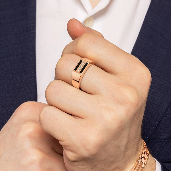 Золотая печатка с бриллиантами и эмалью (арт. К170090010еч) – изображение 3