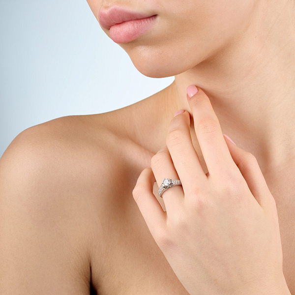 Каблучка з білого золота з великим діамантом (арт. К28025090б) – зображення 3