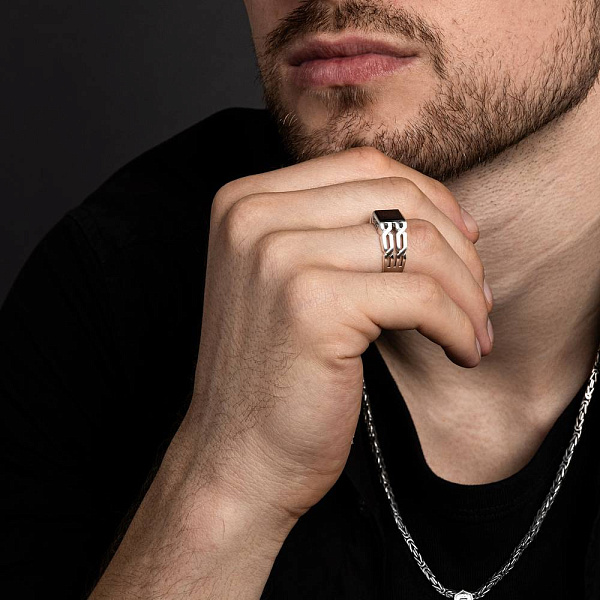 Серебряная печатка с ониксом (арт. 7906/0669.10о) – изображение 2