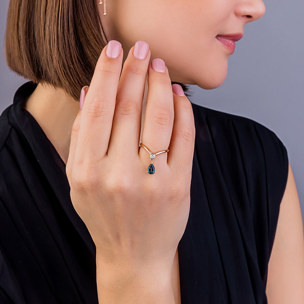 Золотое кольцо с топазом (арт. 141273Пл) – изображение 3