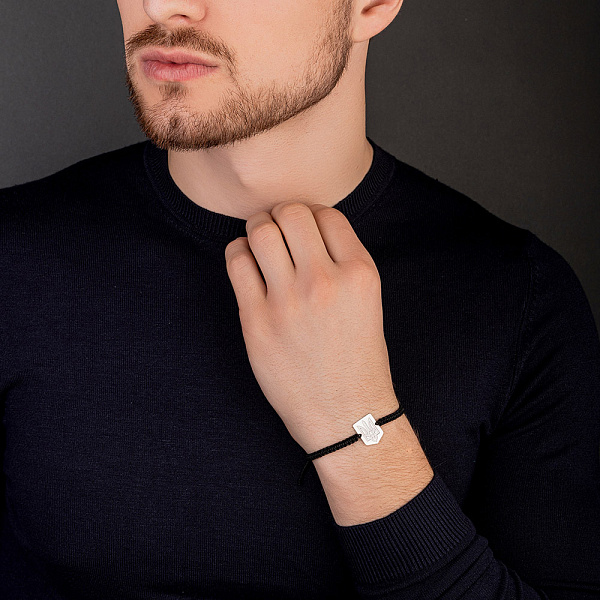 Браслет на нити с серебряной вставкой (арт. Х340075ч) – изображение 4