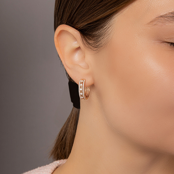 Золотые серьги-кольца с бриллиантами (арт. С011638060) – изображение 3