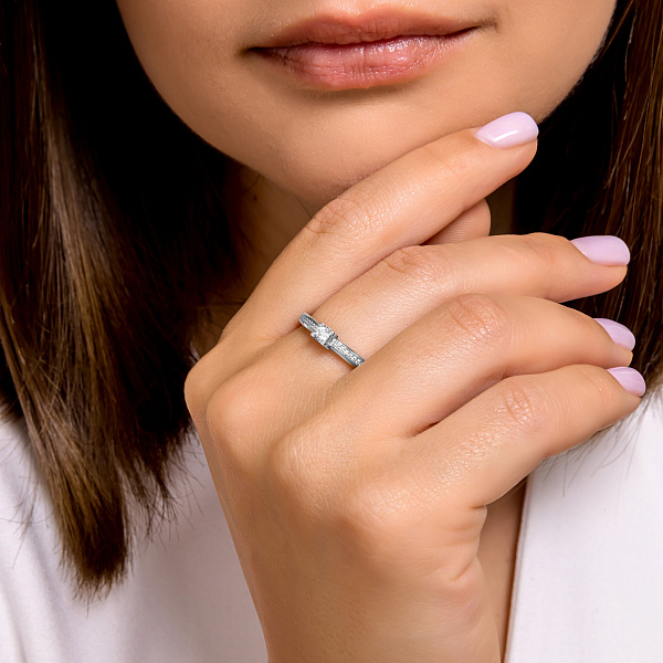 Кольцо из белого золота с бриллиантами (арт. 1191400202) – изображение 2