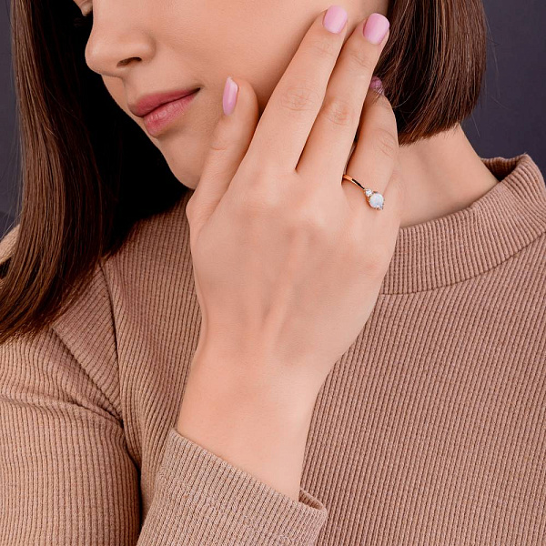 Кольцо из красного золота с опалом с фианитами (арт. 156165Поб) – изображение 3