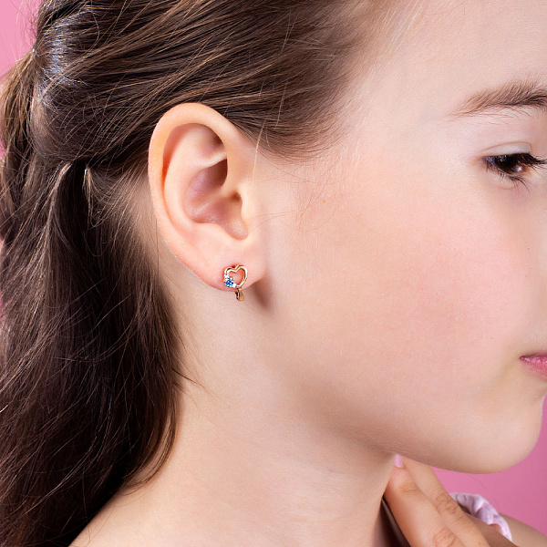 Дитячі золоті сережки «Серденька» з блакитними фіанітами (арт. 110498г) – зображення 3