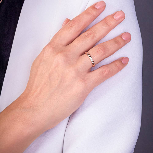 Золота каблучка з доріжкою з фіанітами (арт. 141173) – зображення 3