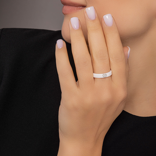 Кольцо из белой керамики и золота с бриллиантами (арт. К011793бб) – изображение 2