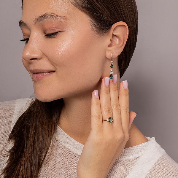 Золотые серьги подвески с зеленым кварцем и фианитами (арт. 111119Пзф) – изображение 5