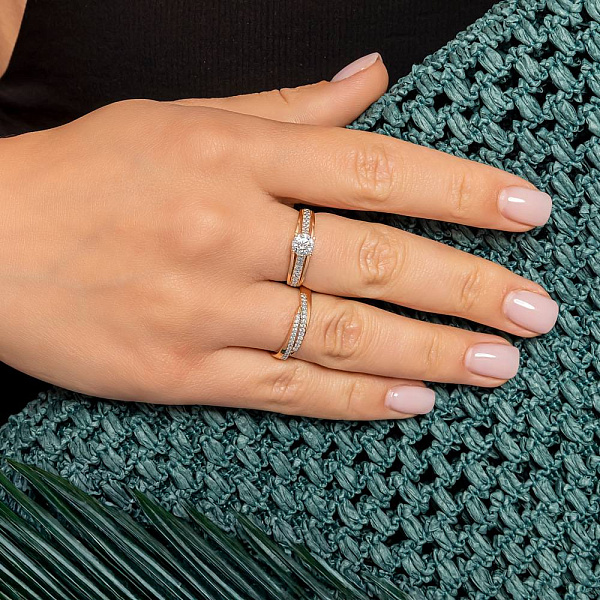 Золота каблучка з фіанітами (арт. 140443) – зображення 5