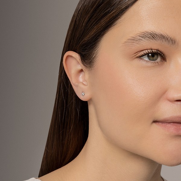 Золотые серьги пусеты с бриллиантами (арт. С341098015б) – изображение 3