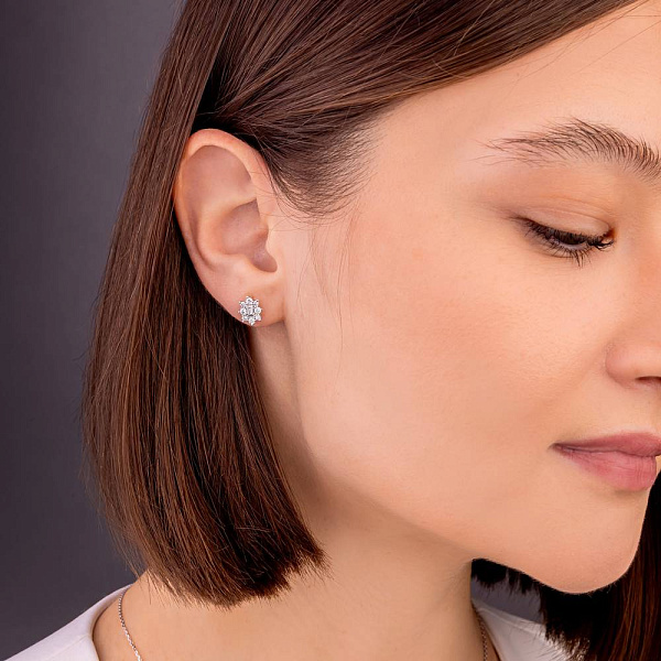 Пусеты из белого золота с бриллиантами (арт. Т011457050б) – изображение 3