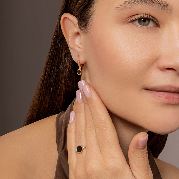 Сережки-підвіски Лýна з червоного золота з емаллю (арт. 111086ч) – зображення 3