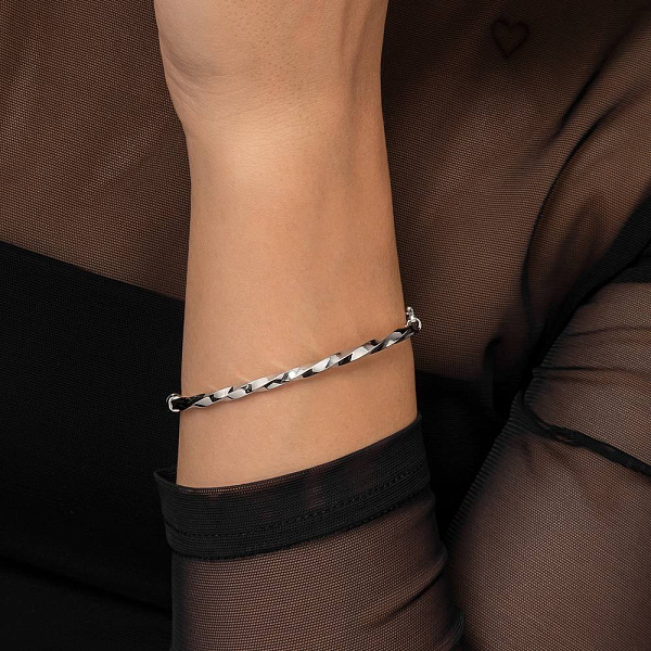 Жесткий золотой браслет (арт. 3261105б) – изображение 3