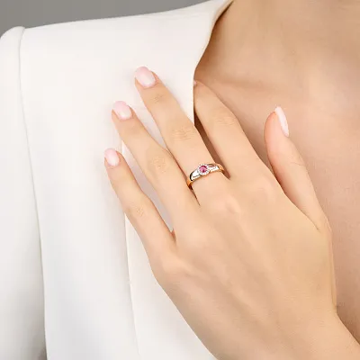 Золотое кольцо с рубином и бриллиантами (арт. К011065р)