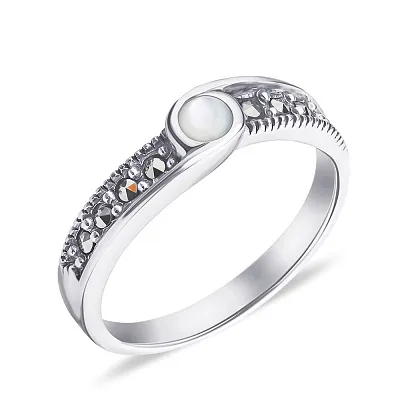 Серебряное кольцо с перламутром и марказитами (арт. 7401/4685мркп)